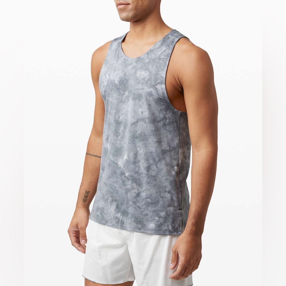 Lululemon Always Agile Tank
Diamond Dye White Asphalt Grey
